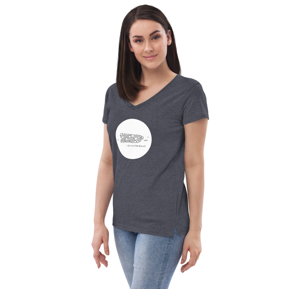Memo PR - Women’s recycled v-neck t-shirt